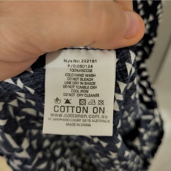 Cotton On black/white sleeveless Aztec design mini dress - Picture 3 of 6